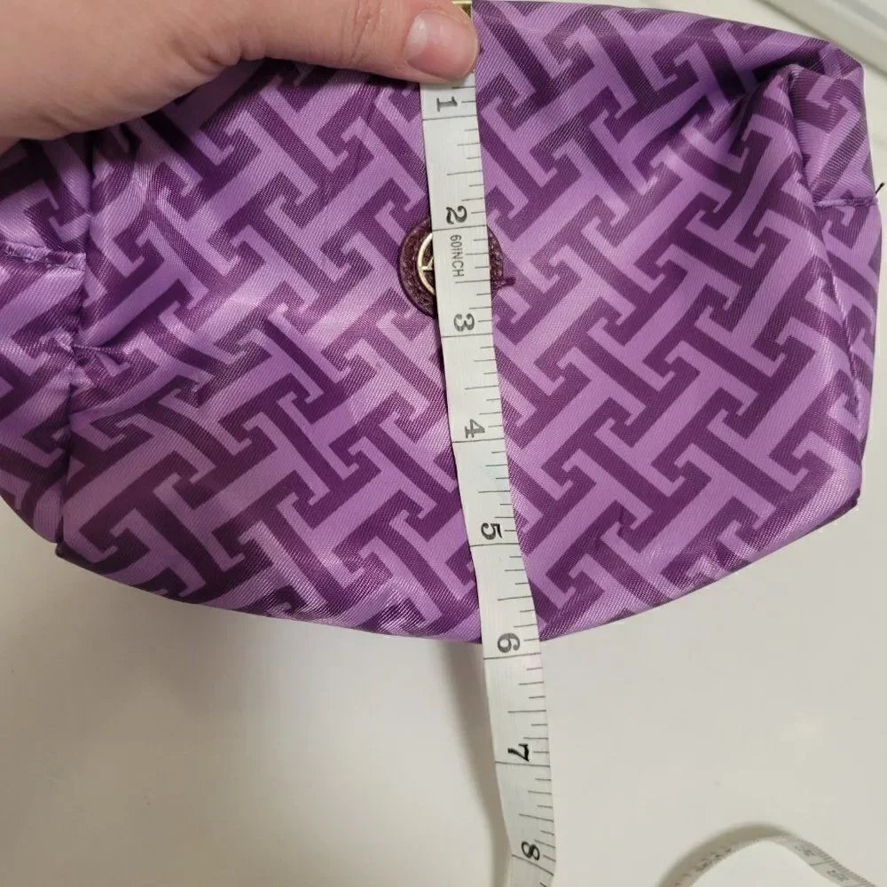Adrienne Vittadini  cosmetic cases‎